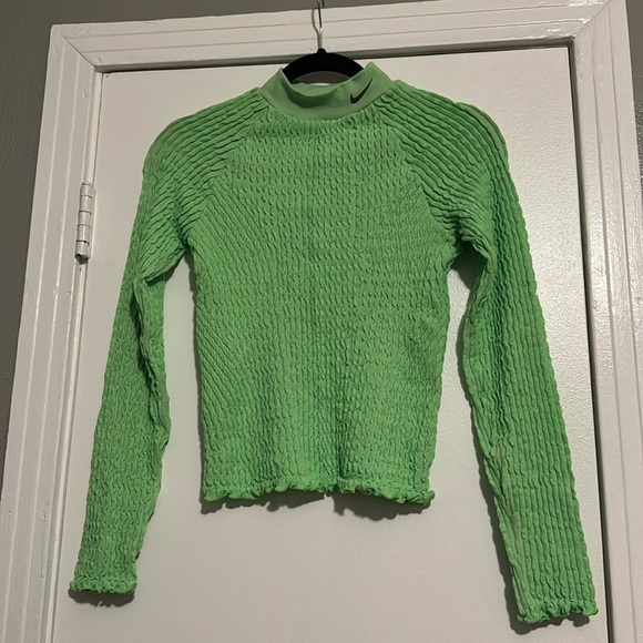 Nike City Ready Ruffled Seamless Long Sleeve Top - Picture 1 of 5